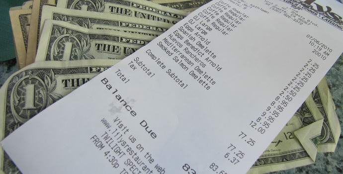 Amerikanci su dobili račun za to da nisu prisustvovali venčanju.