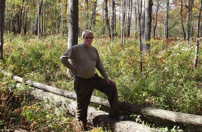 Amerikanac je yeti nekoliko puta fotografirao u šumi