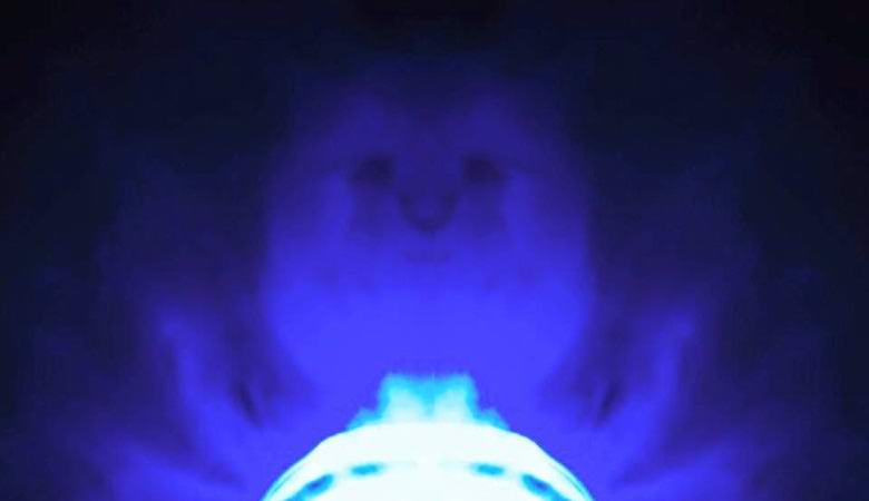 Amerikanac je fotografirao efemernu mačku u napuhu dima