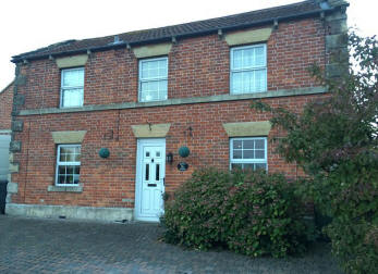 Engleskinja je fotografirala duha na prozoru svoje kuće