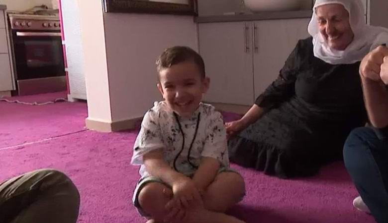 Arapski dječak iznenada je progovorio na engleskom jeziku, nikada ga nije naučio.