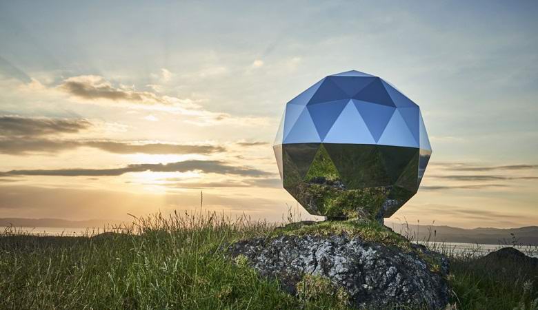 Astronomi kritikovali