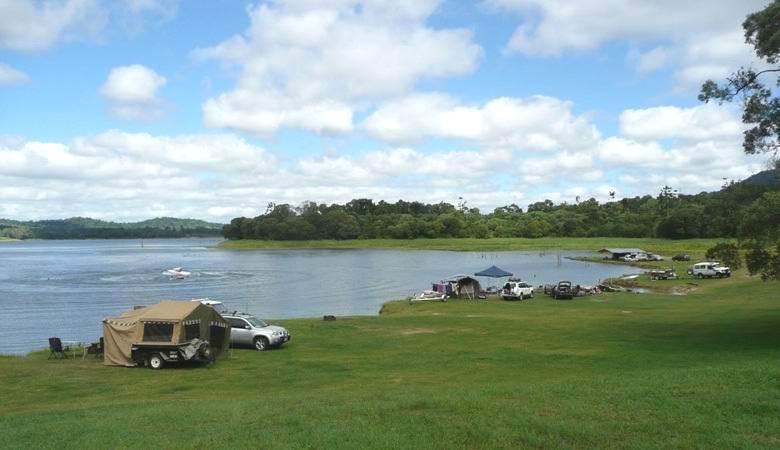 Australci su na nebu uhvatili neobjašnjivi tamni predmet