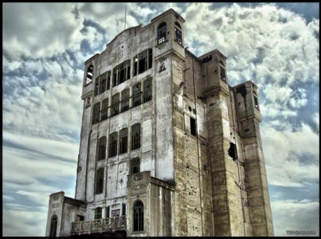 Čeljabinski studenti uplašili duha iz starog lifta