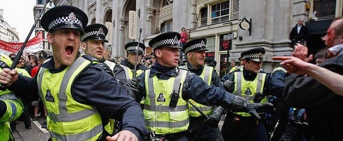 Demokratija je neprincipijelna moć vreće novca