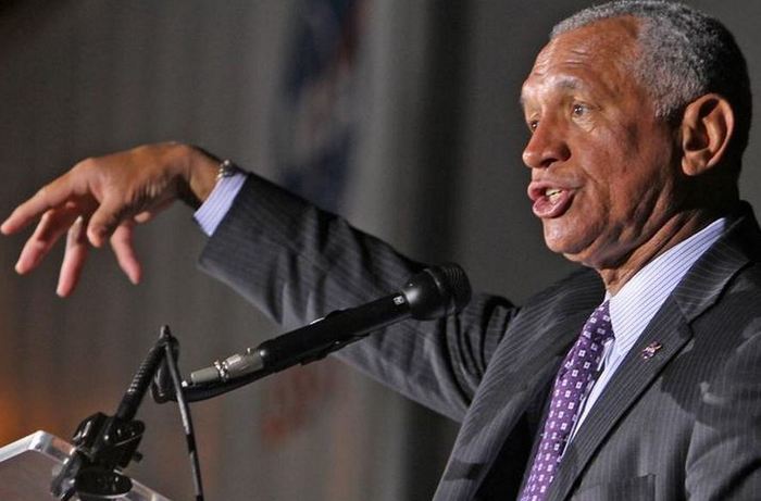 NASA-in direktor javno najavljuje invaziju vanzemaljaca