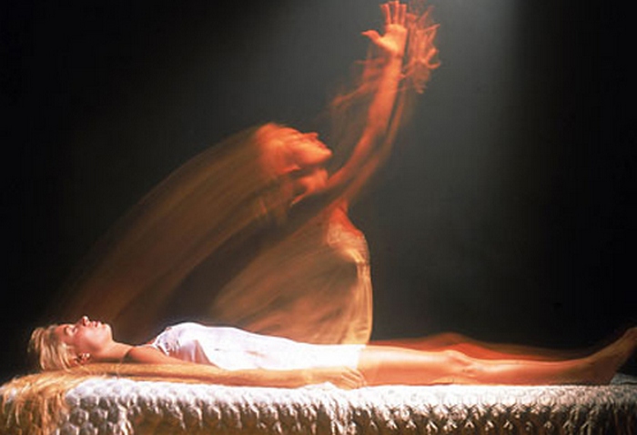 Duša pokojnika leti daleko od tijela. Video