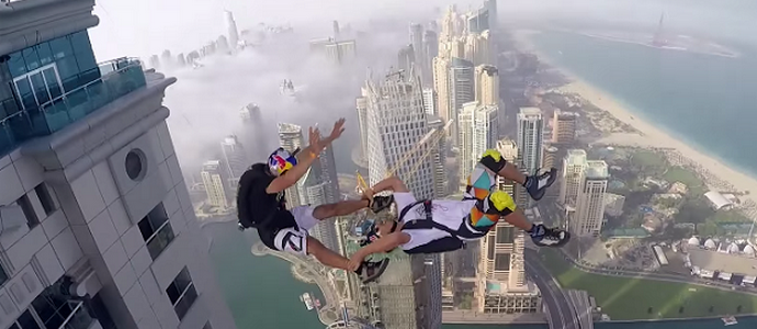 Ekstremno skakanje sa najviše zgrade