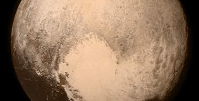 Pluton fotografije nazvane lažnim