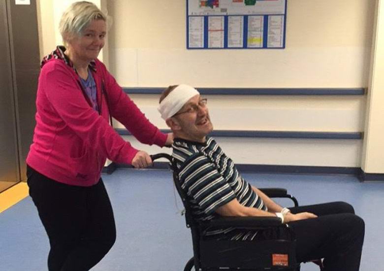 Omiljena ekipa himne izbacila fudbalskog navijača iz kome