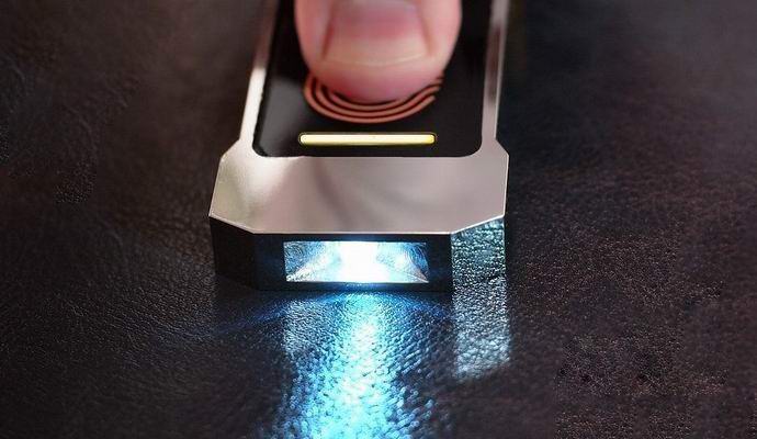 Izumljena dugotrajna lampica bez baterije