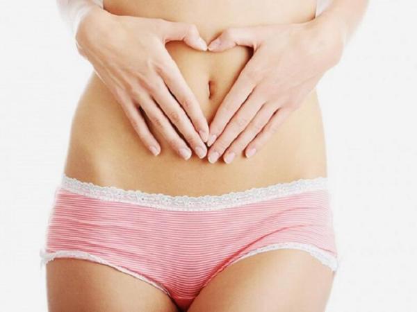 Zašto djevojčicu svrbi stomak Zašto djevojčicu svrbi stomak