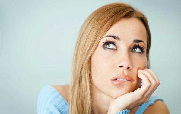 Zašto je svrbio desni obraz? 