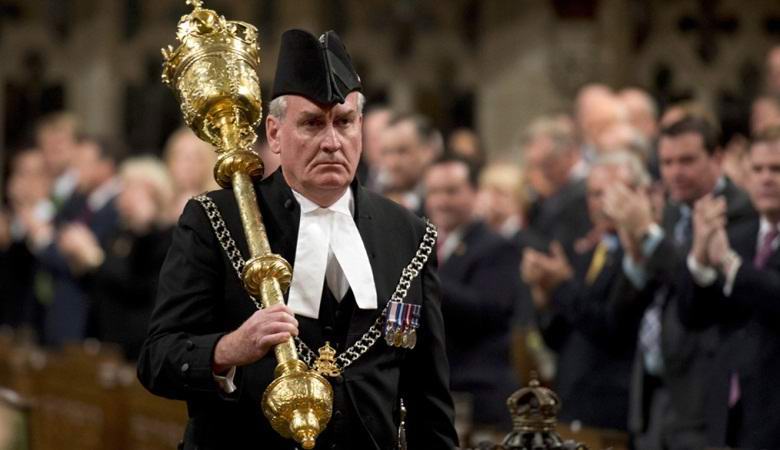 Kanadski diplomata tvrdi da u njegovoj ambasadi živi đavo