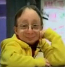 Patuljak s bombom iznutra je odlučio zašiti