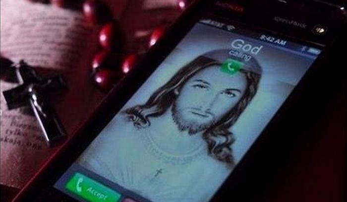 Katolički svećenici očito donose ...