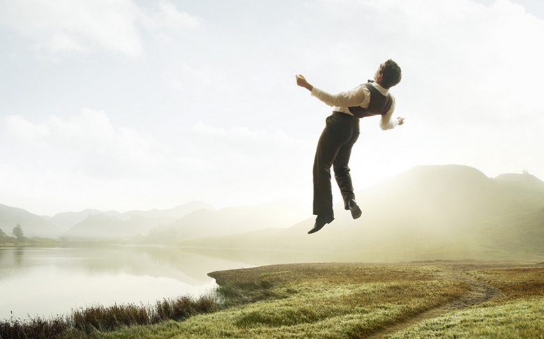 Kinezi su dokazali da levitaciju možete običnim upaljačem.
