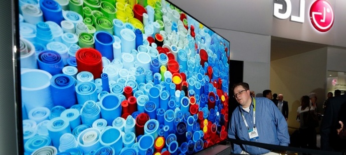 Korejci pokazali ultra tanki televizor