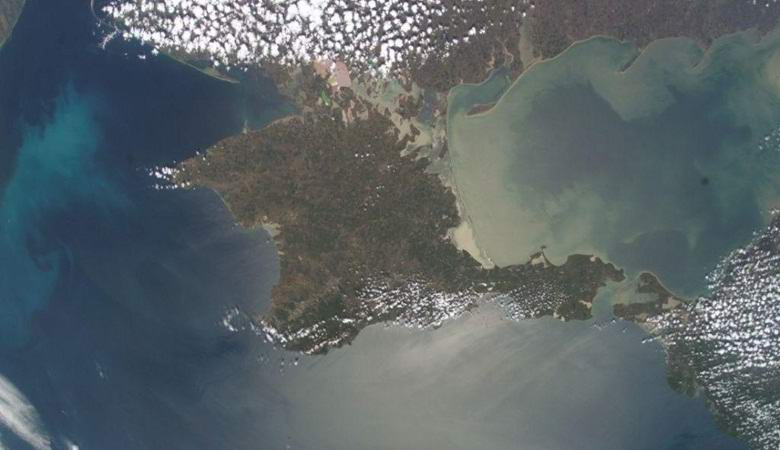 Krim polako ali neumoljivo plovi ka kontinentalnoj Rusiji