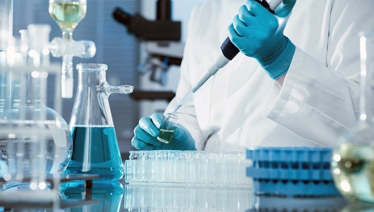 Mladi američki laboratorijski tehničar slučajno se zarazio opasnim virusom.