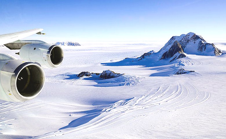 Snažni izvor zračenja naučnici su otkrili pod ledom Antarktika.