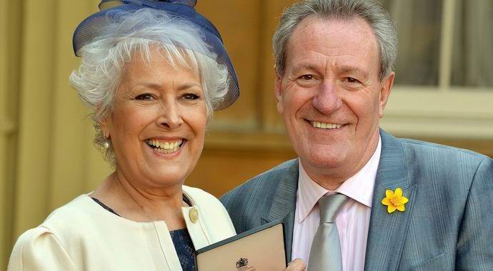 Muž pokojne glumice u vezi je s njenim duhom.