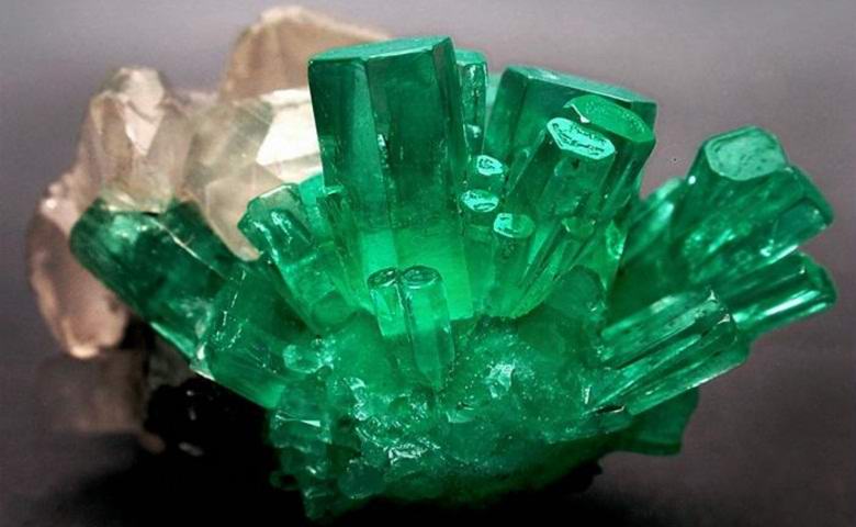 Nevjerovatno skup smaragda kojeg je nemoguće nabaviti