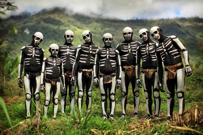 Istovremeni život u dva paralelna svijeta