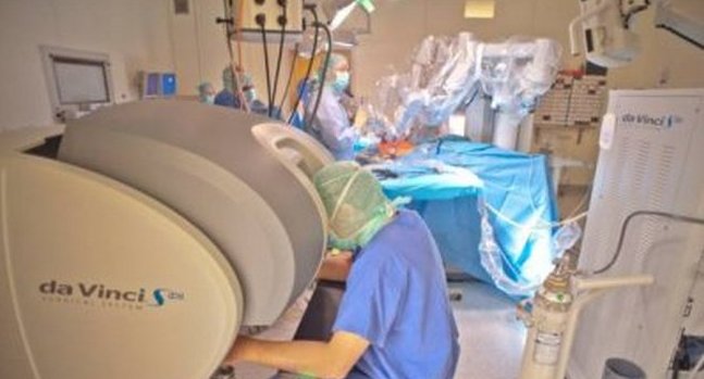 Operaciju je izveo robot Da Vinci