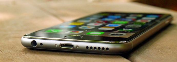 Oprez: Appleov američki pametni telefon!