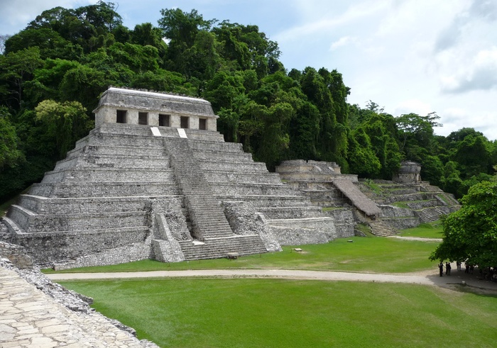 Majska ploča i Stonehenge lako se dešifruju jezikom proporcija