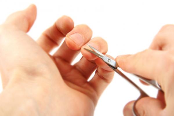 zašto noću ne možete rezati nokte 