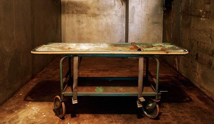 Poltergeist se u bolnici pretukao na nosilima