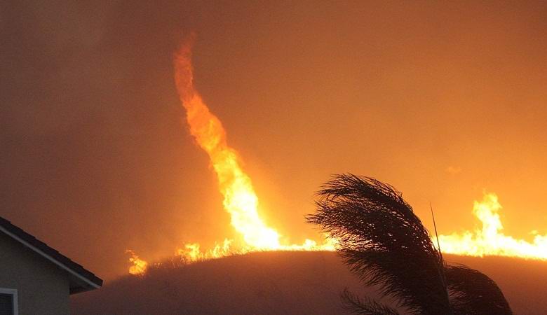 Nevjerovatan video snimak s vatrenim tornadom snimljenim u Portugalu
