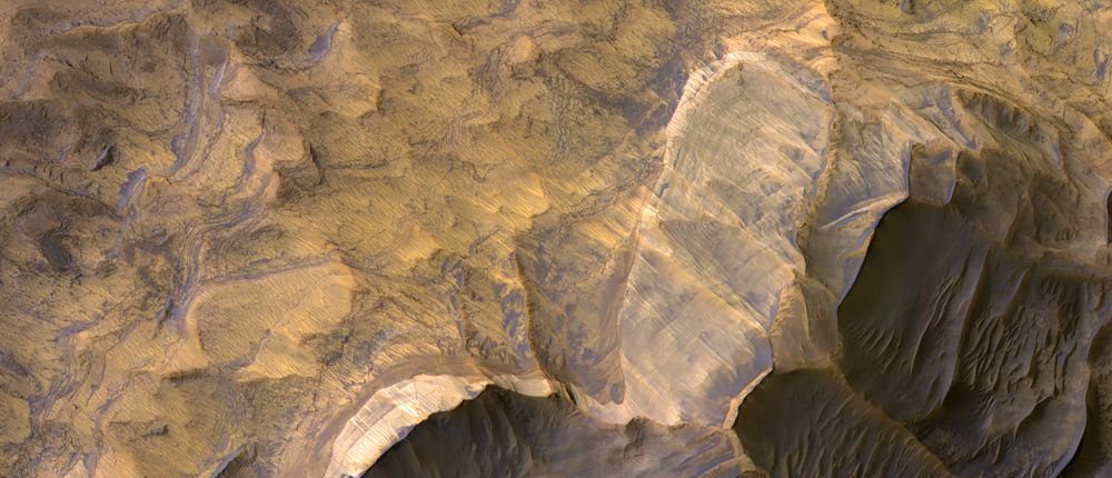 Zapanjujući NASA-in snimak otkriva ono što se čini slojem pješčenjaka na Marsu 