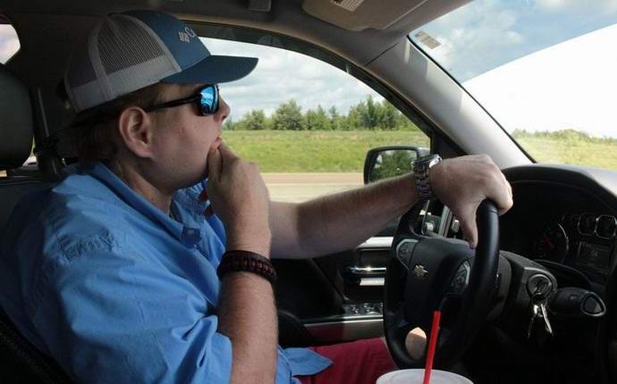 Vatrogasac s presađenim licem potpuno je rehabilitiran.