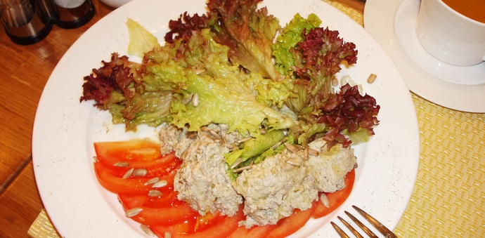 Morate jesti ispred ogledala