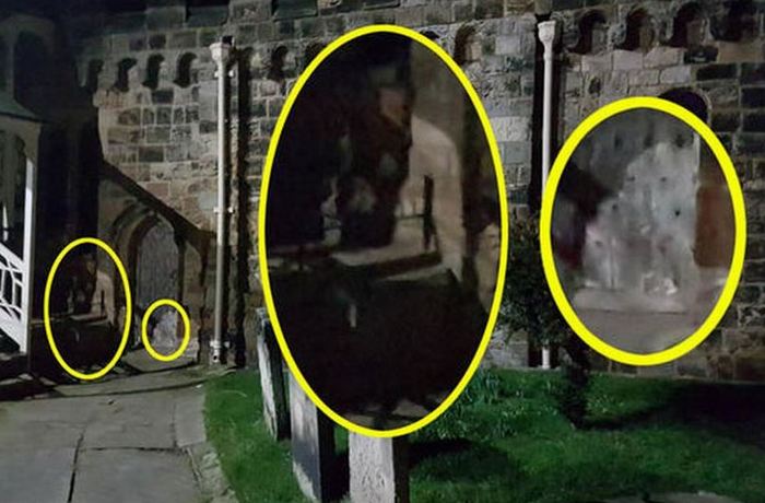 Duhovit starac i pas uplašili su ljubavnike