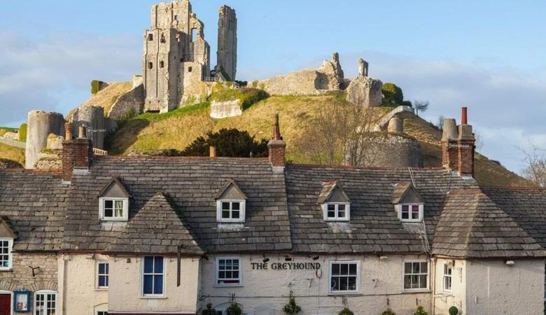 Duhovno lice nastalo u engleskom pabu