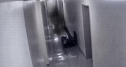 Duh iz sjene vukao je čovjeka za nogu