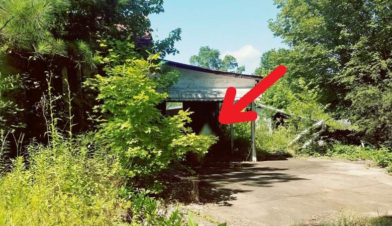 Duh policajca pojavio se u kući u kojoj je umro