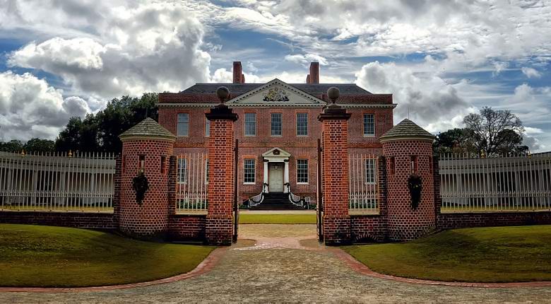 Duh sluškinje iz 18. veka slučajno je pao u objektiv kamere