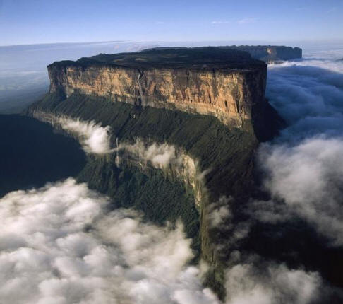 Zastrašujuća visoravan Roraima - ogromna piramida koju je stvorio čovjek?