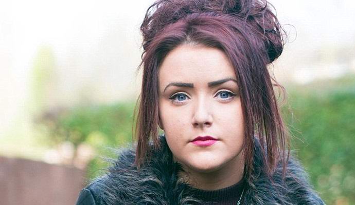 Rijetka bolest čini da Britanka krvari iz očiju i ušiju.