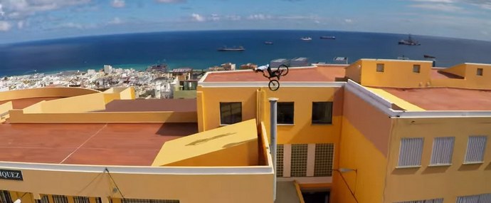 Ekstremni zapisi: na biciklu - na krovovima