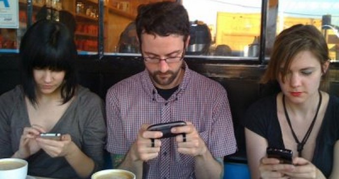 Sretni pametni telefon ne primjećuje