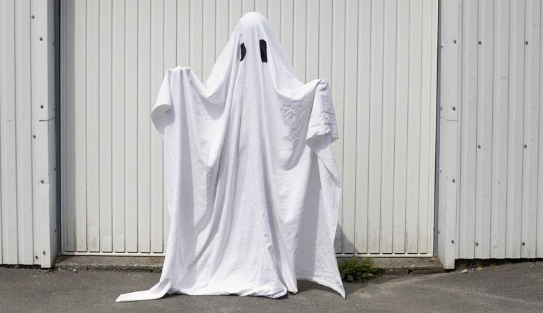 Bračni par dva puta je fotografirao garažnog duha