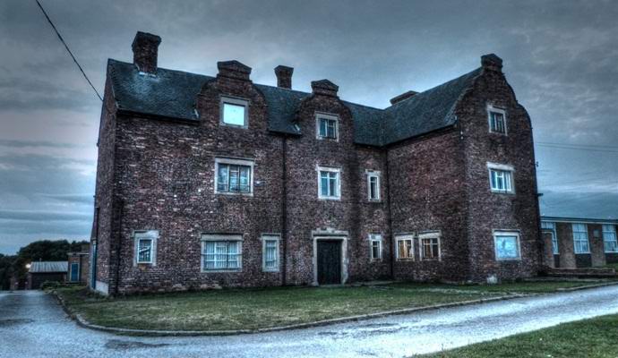 Nevjerovatno jasan duh Francuskinje fotografiran.