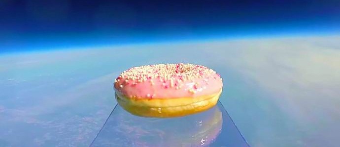 Šveđani su uspjeli izbaciti krofnu u svemir