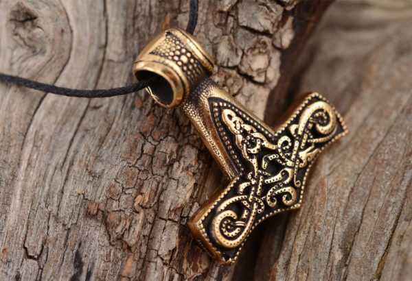 Značenje Thorovog čekića 